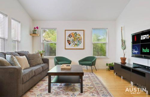 South Congress Living w Gorgeous Porch and Backyard - Foto 1