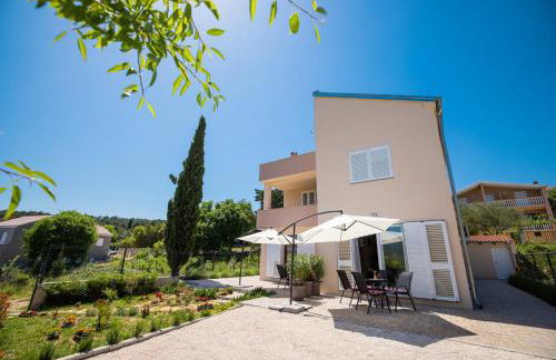 Apartmani Lelu - Photo 22