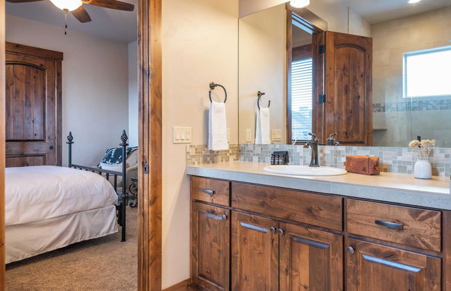 Heritage by Avantstay Luxe Oregon Retreat + Deck - Foto 26