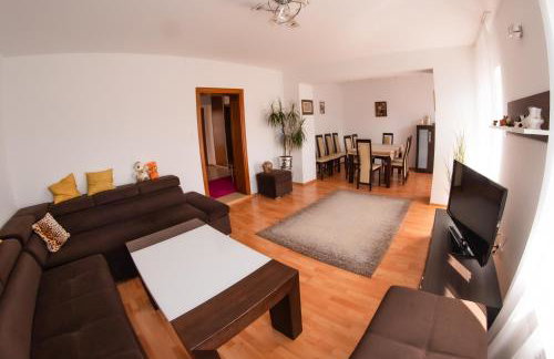 Dom w Chomranicach- Jacuzzi, domek grillowy - Foto 16