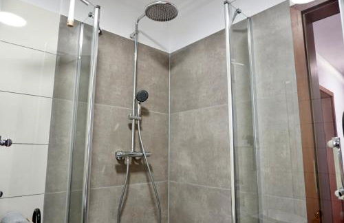 2 Schlafzimmer Wohnung mit Balkon und privatem Stellplatz unmittelbar an der Mosel für bis zu 8 Gäste - Foto 29