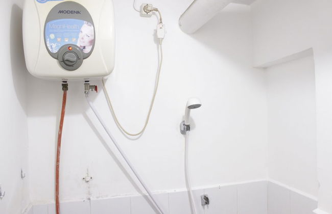 Strategic & Relaxing 2BR at Gateway Apartment Ahmad Yani Cicadas - Photo 19