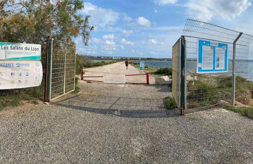 Appartement, vue sur l’étang, proche aéroport. - Photo 10