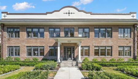 The Adaline Room #4 - Gorgeous Hyde Park Apartment, Steps to Bayshore - Photo 5, Garden, Garden view