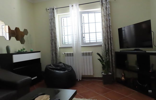 Lovely 3-bed House in Queimada Ideal for Families - Foto 16