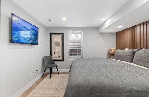 Whole House Relaxing Oasis by Fitzsimmons Campus - Photo 25