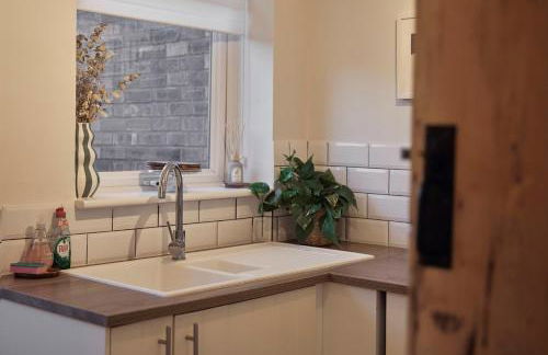 Skye View Cosy Retreat near Alton Towers & Peak wildlife park Staffordshire Moorlands - Foto 17