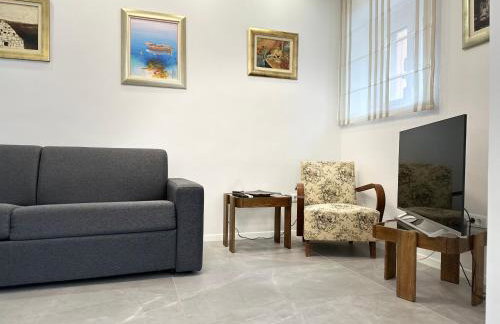 Emily at CITY CENTER - Foto 19