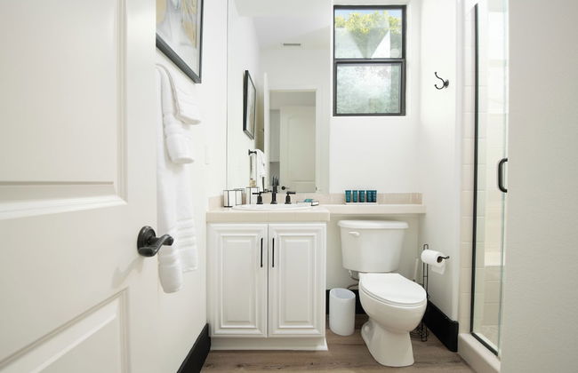 5BR Resort Style Entertainer with Pool, Spa, BBQ - Foto 31