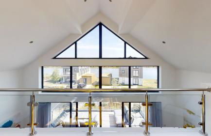 Lakeside property with spa access on a nature reserve Beaumont Village 25 BV25 - Photo 2