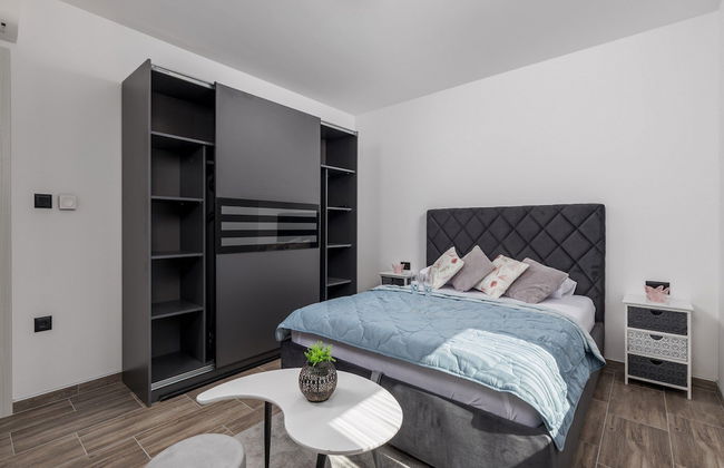 Villa Lemily - Foto 1