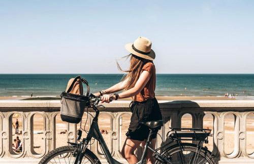 Beau studio avec accès plage, jardin, piscine, tennis, vélos, Netflix - Photo 18