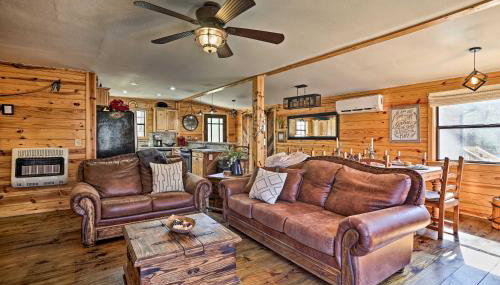 Serene Cabins with Decks and 8 Acres on Kiamichi River - Foto 4