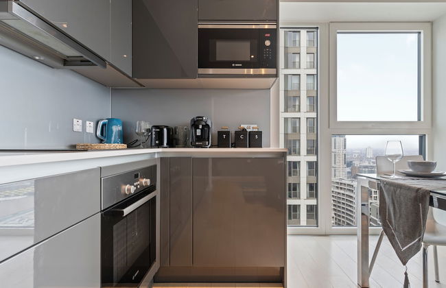 Elegant 2 Bed Apartment Within Many Attractions - Foto 9