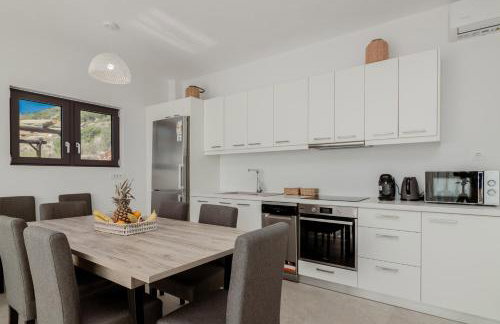 Villa Paganos - Foto 3