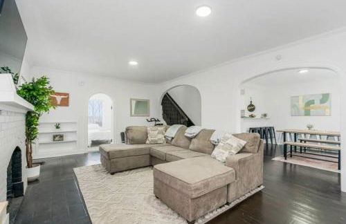 29 Massive 4 bedroom close to the PLAZA - Foto 15