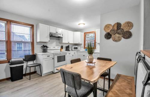 Entire House Walkable to Niagara Falls and Aquarium - Foto 3