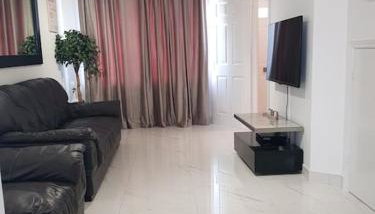 Luxurious 2 Bedroom House With Garden And Free Parking - Foto 5