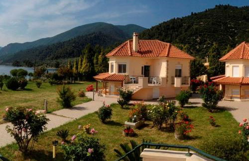 Sungate Beach - Photo 1