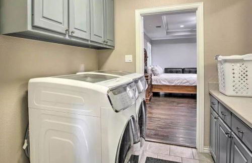 Heated Pool, Pool Table, Hot Tub, Home Theatre, Guest House, Basketball Court, Sleeps-20 - Foto 6