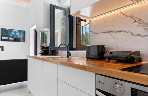 Luxury Waterfalls Villa Nidri Privet Pool Jaccuzi - Photo 18