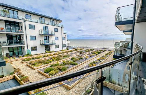 Harbour view-Sleeps 4-Sea View-Parking-Balcony - Foto 3