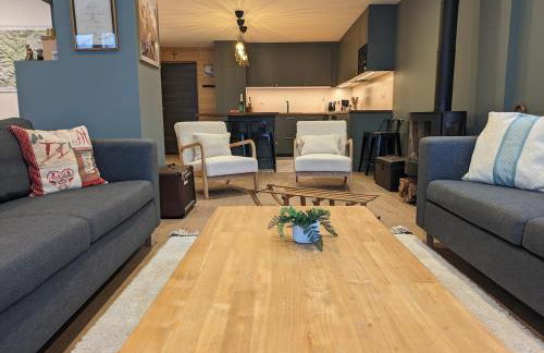 Chazelet - Avec terrasse et jardin - Photo 43