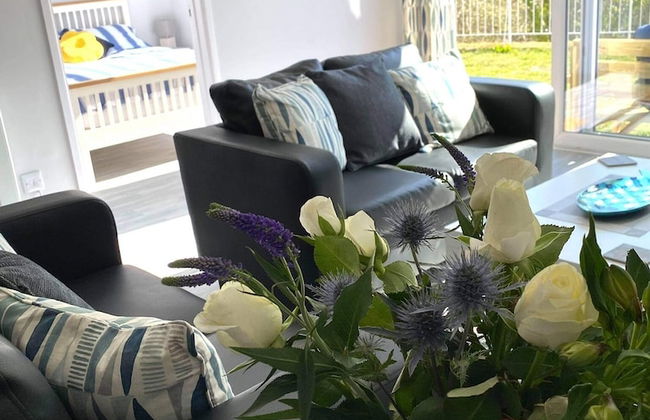 2 Bed Villa Sleeps 4 - Wifi, Garden, Sea Views - Foto 19