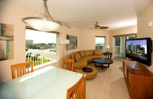 Crystal Palms Beach Resort - Photo 30