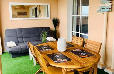 Dans un cadre d'exception, Vue mer panoramique à Agay Côte d'Azur, Village Vacances Cap Esterel, 2 chambres, avec jardin, golf, climatisation, Wifi, 5 piscines - Foto 21