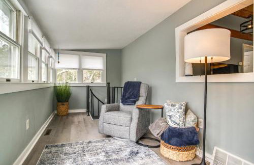 Swim and Fish On-Site! Waterfront Cape Cod Cottage - Foto 9