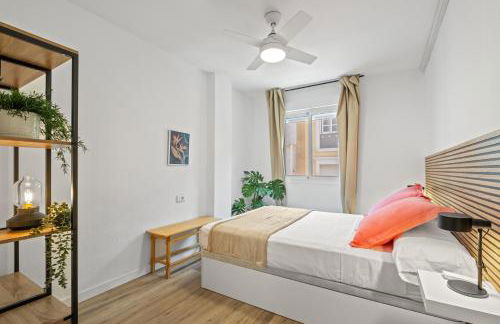 3 dormitorios, 2 baños y balcón - Foto 6