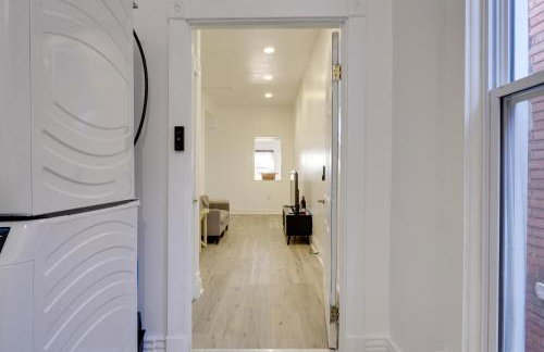 Walk to Churchill Downs Pet-Friendly Retreat! - Foto 20