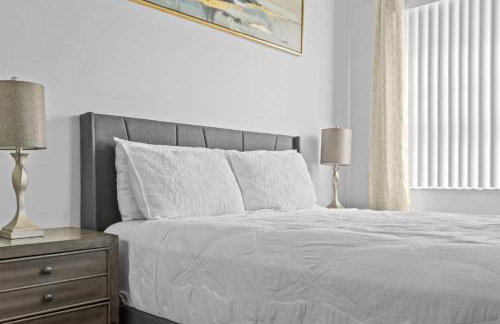 Serene Villa Haven at Allevo Homes - Foto 26