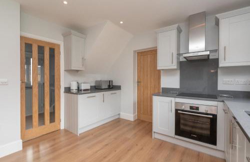 51 Main Avenue · Luxurious Modern York House with Garden Parking - Pass the Keys - Foto 22