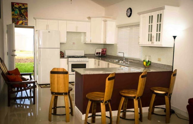 Caymanas Adrian's Vacation House - Foto 31