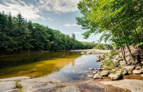 Riverfront Lincoln Condo with Patio and Pool Access! - Foto 35