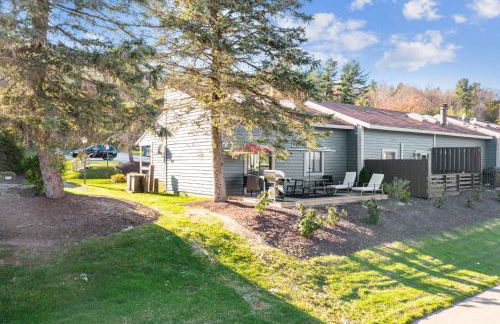 3BR Ski Resort Townhome-Sleeps 7 - Foto 39