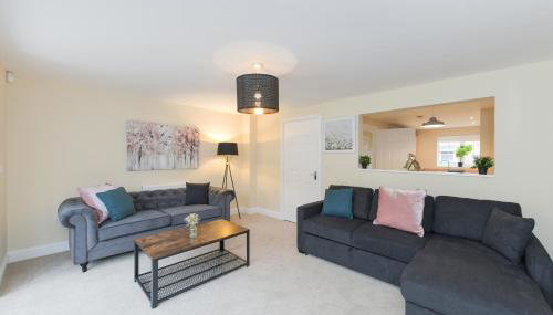 Stunning Garden House with Free WIFI and Parking - Foto 3