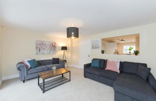 Stunning Garden House with Free WIFI and Parking - Foto 3