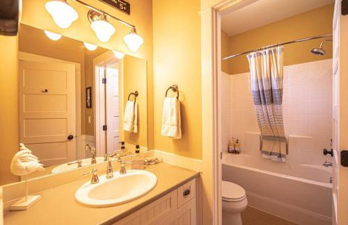 Oasis Cottage- Waterfront experience without the expensive fee! - Foto 20