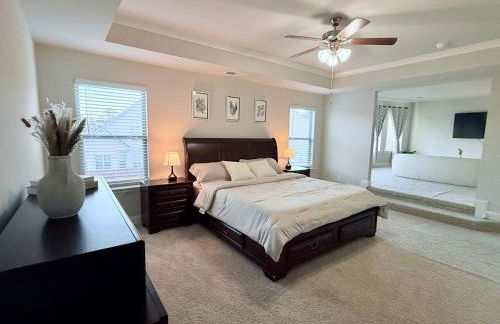 Luxury 5 Bedroom 4 bath open kitchen living room - Foto 28