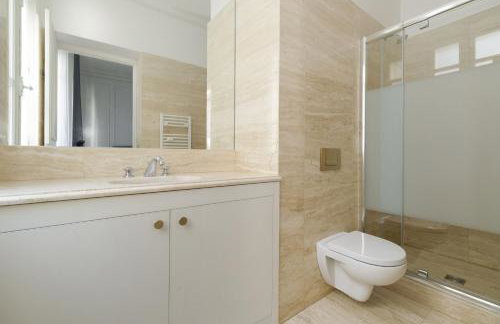 My Paris Apartments - Marbeuf - Photo 39
