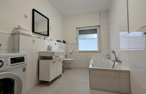 55qm Messe Wohnung, Trade Fair, 6 Minuten zur Messe - Foto 13