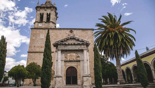Iglesia de San Juan Bautista, en el casco antiguo de Teúl