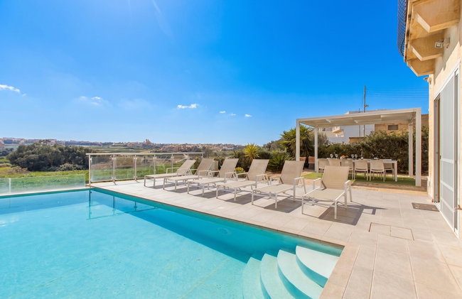 Twilight Gozitan Farmhouse With Pool - Foto 26