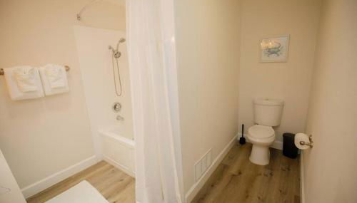 2 private masters, new beds & furniture, sleeps 12 - Foto 5