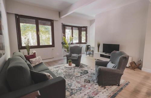 Park view beautiful apartment Bilbao - Photo 1