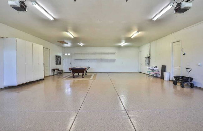 Secluded Estate Exclusive Views of Wine Country + Private Home Theater Twilight Vines by Avantstay - Foto 42