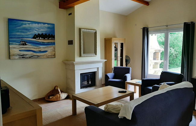 Spacious Villa With Garden and Pool - Foto 10